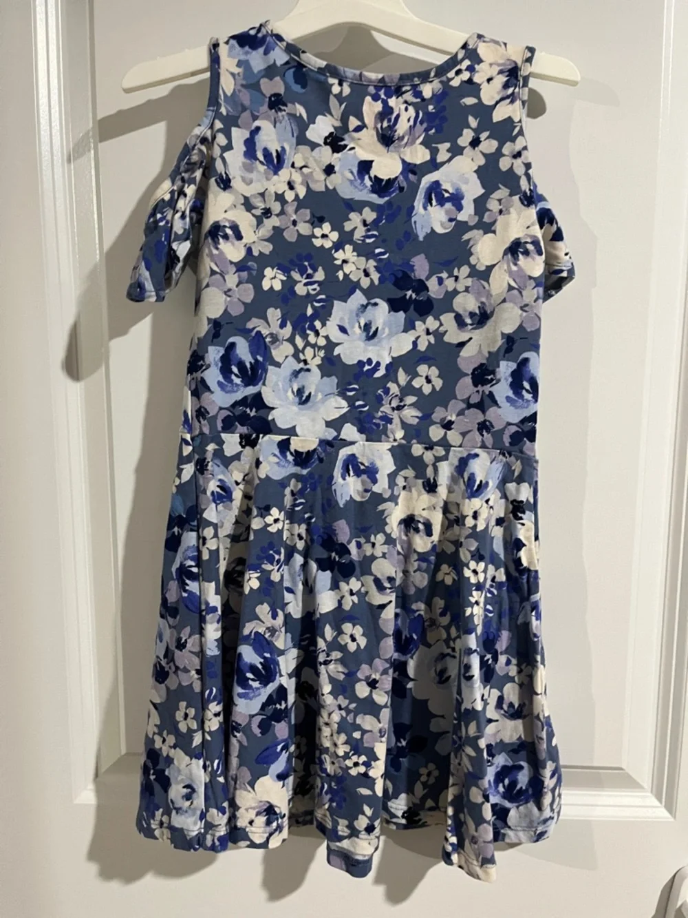 The Children's Place Blue and White Floral Tee - Picture 4 of 4